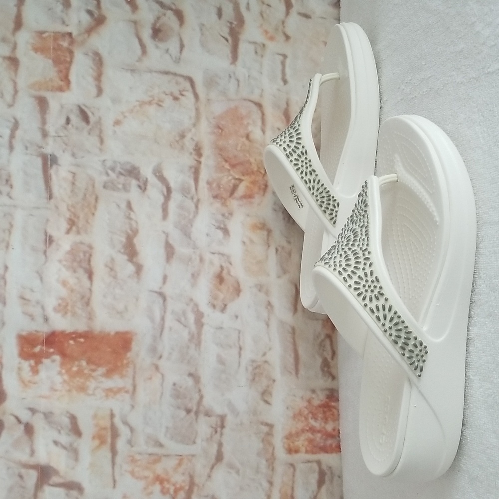 Crocs Monterey Diamante Thong Sandals - Picture 3 of 8